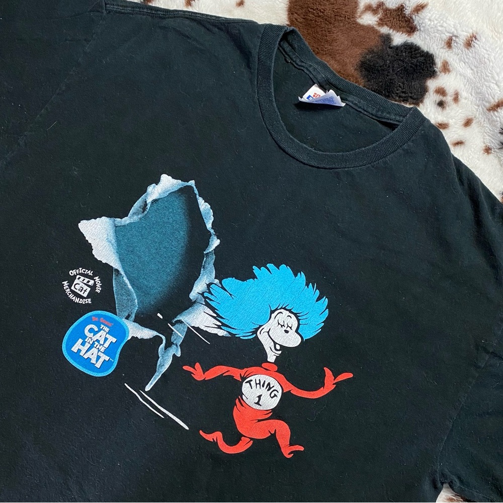 Y2K Cat In The Hat Vintage Graphic Tee